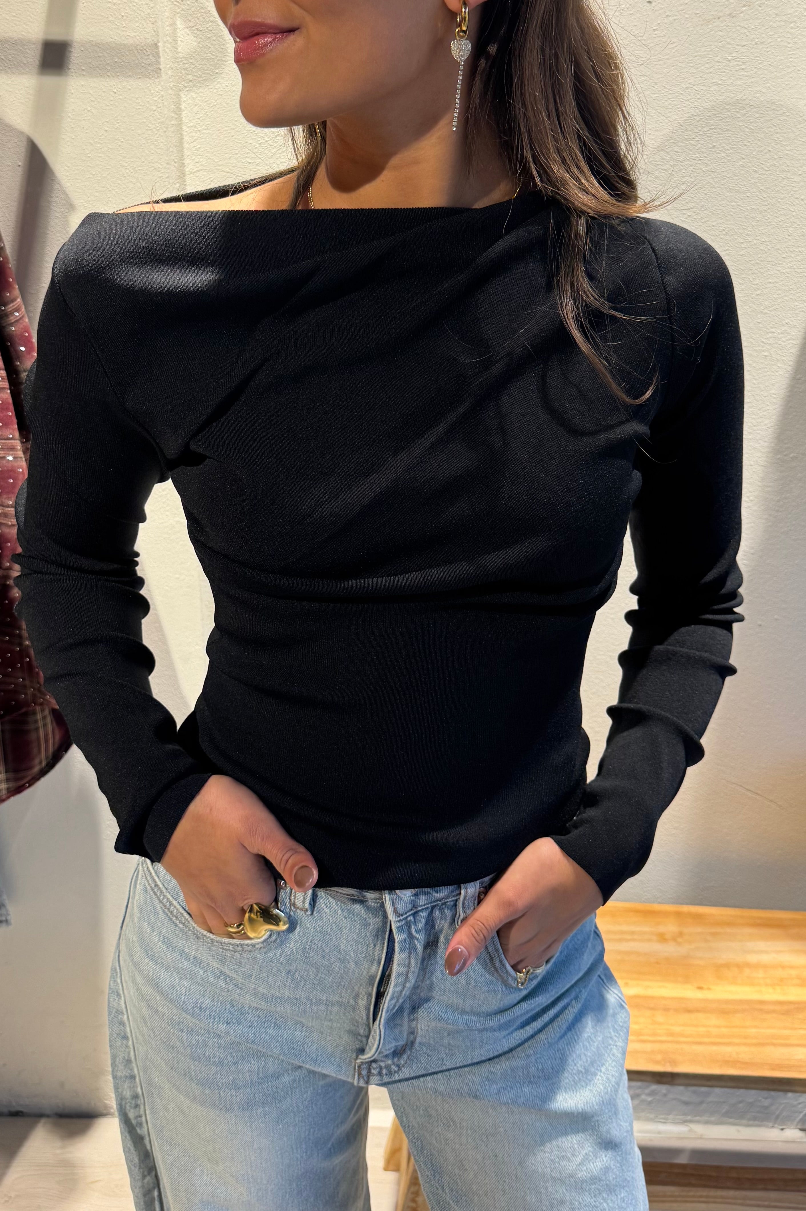 Marella top zwart
