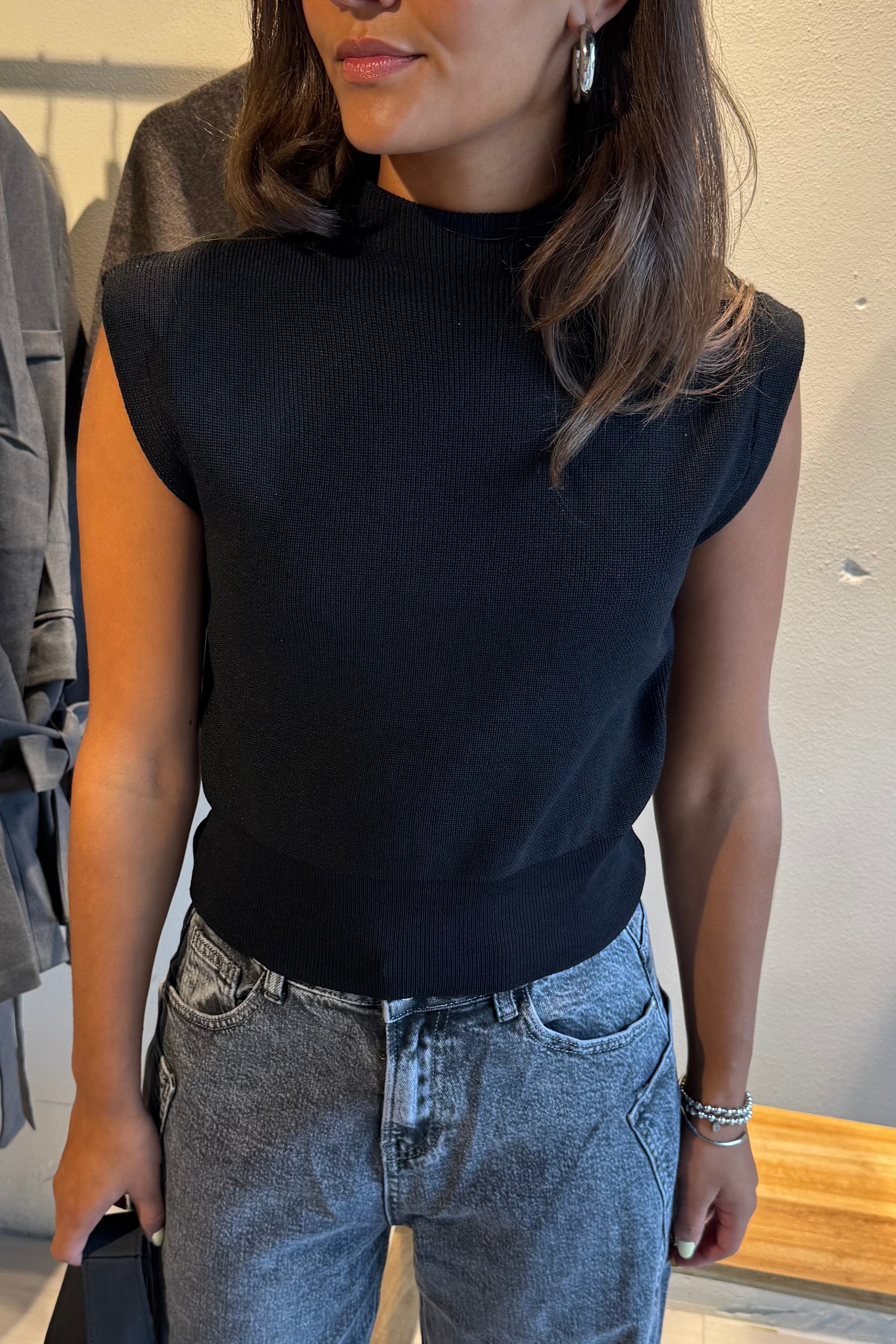 Sammy top zwart